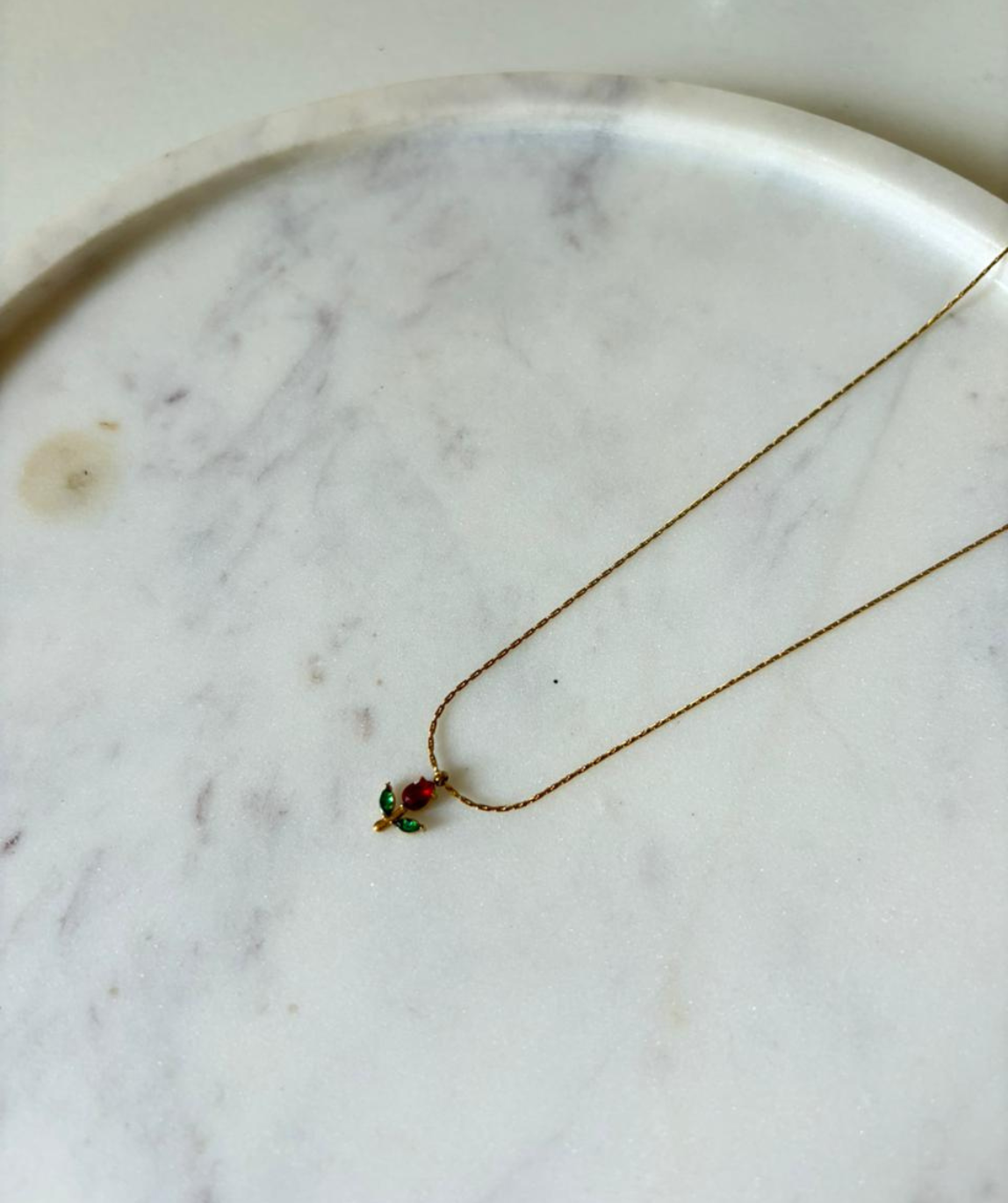 Minimal Tulip Necklace