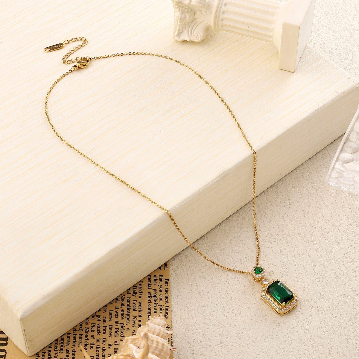 Green Emerald Necklace and Earrings Set - 18K Gold Plated