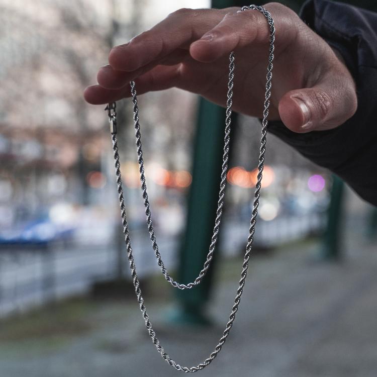 SILVER ROPE CHAIN